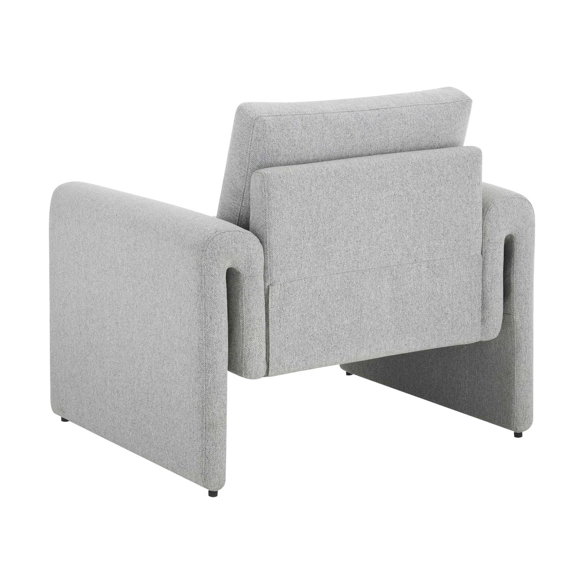 Fauteuil d'appoint minimaliste en tissu gris clair aux lignes épurées pour salon