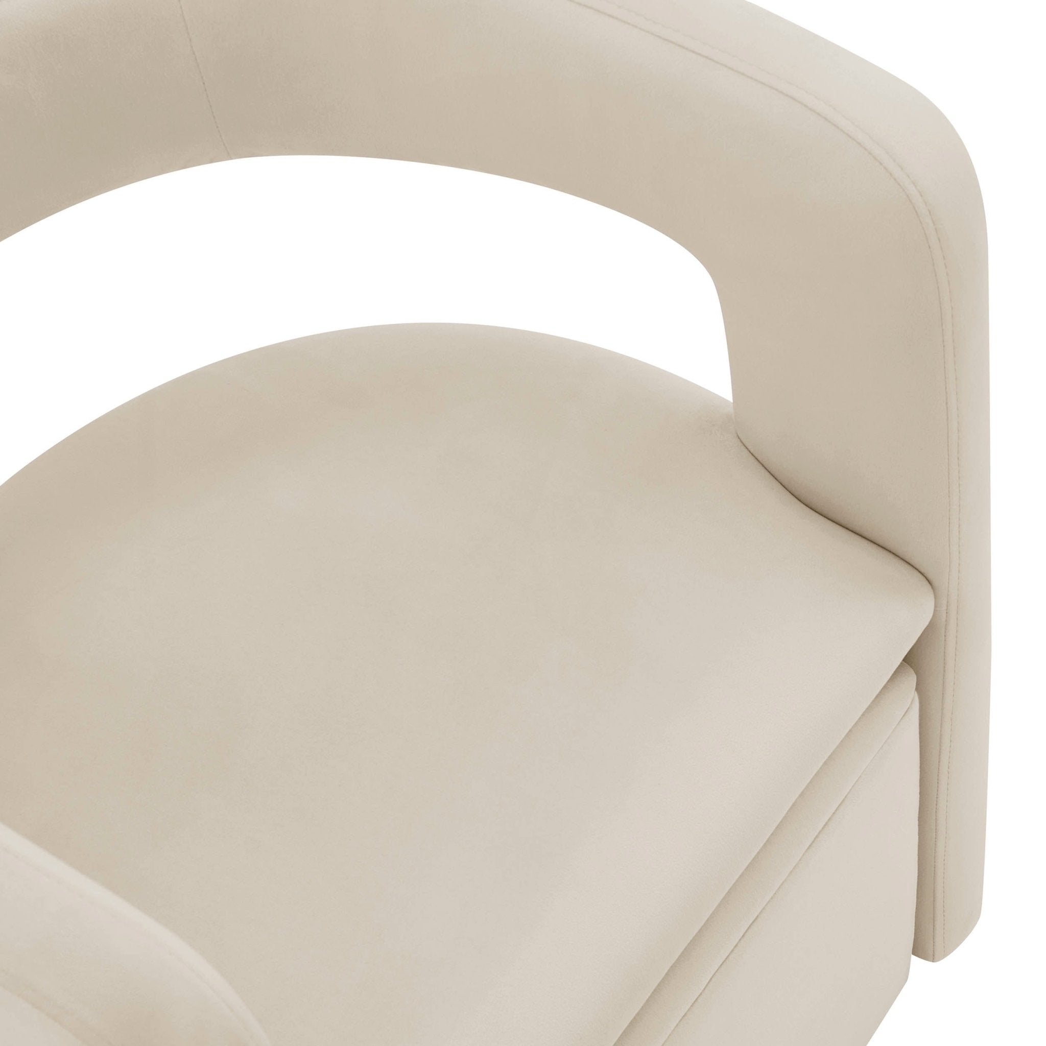 Fauteuil d'appoint écru en tissu biologique à la silhouette décontractée pour le salon