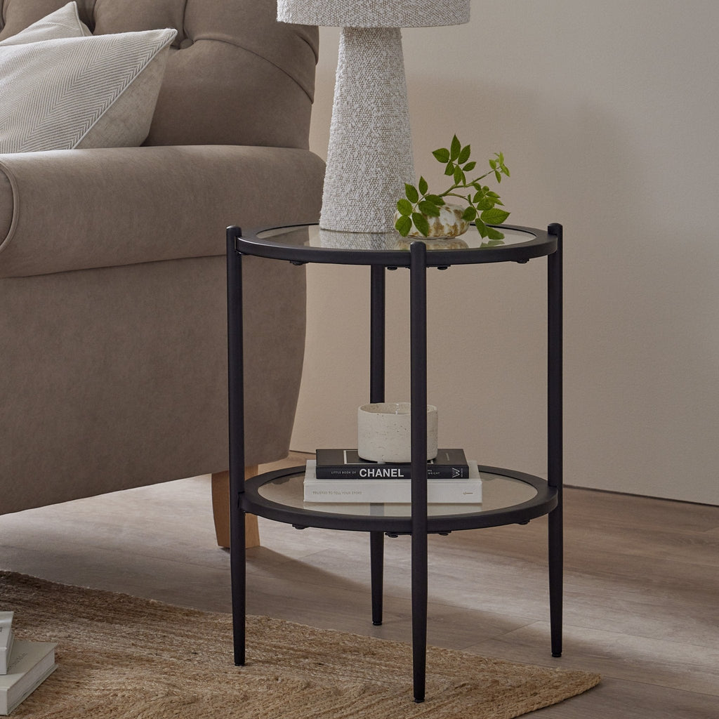 Table d'appoint contemporaine en verre noir et métal avec plateau rond pour salon