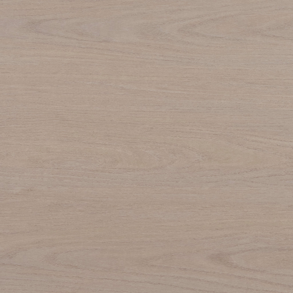 Table basse scandinave en bois naturel avec piétement en métal noir pour salon
