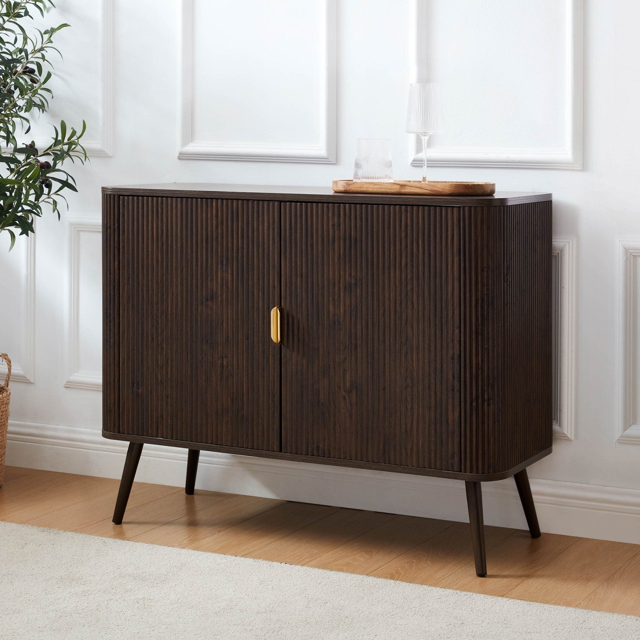 Buffet contemporain effet noyer avec 2 portes pour le salon