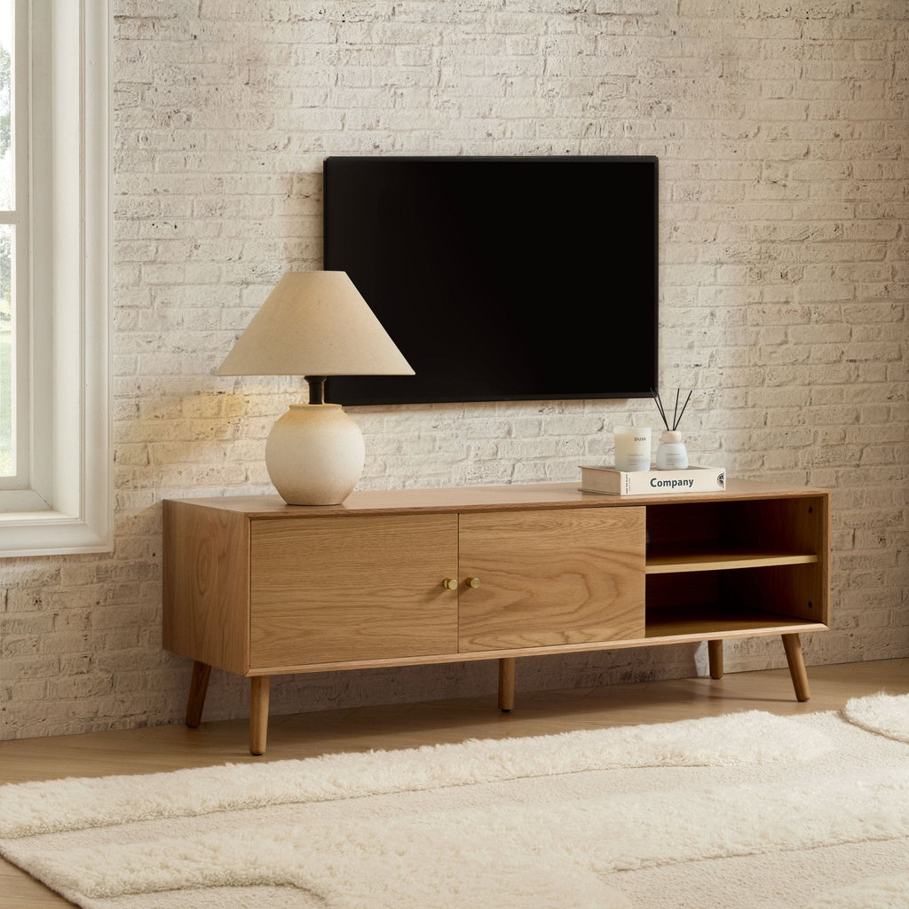 Meuble TV scandinave en chêne clair avec rangements pour téléviseurs jusqu'à 60 pouces pour salon