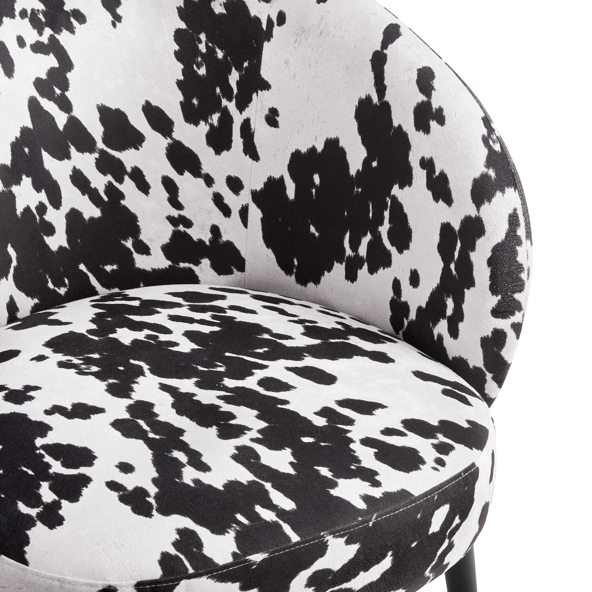 Fauteuil d'appoint éclectique en tissu imprimé vache avec design compact pour salon