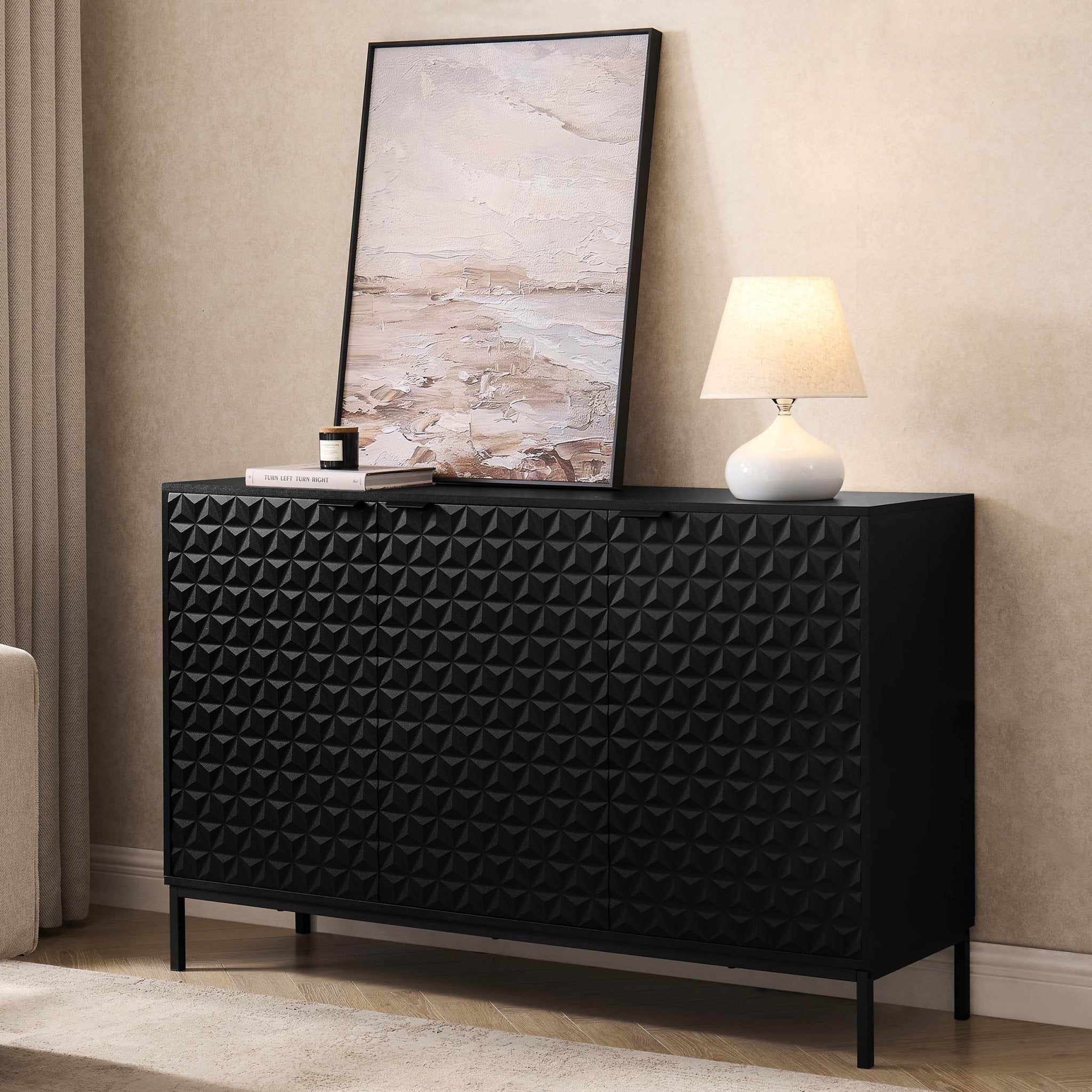 Bahut contemporain peint en noir avec motif géométrique pour le salon