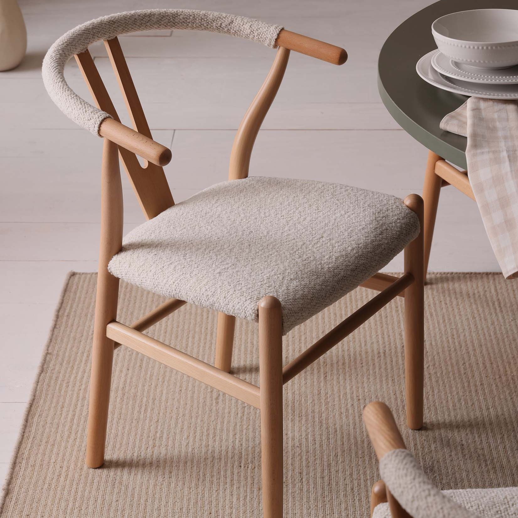 Chaise de salle à manger Scandi en bouclé ivoire avec cadre inspiré par la corde