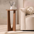 Table d'appoint scandinave en bois clair avec plateau rond pour salon
