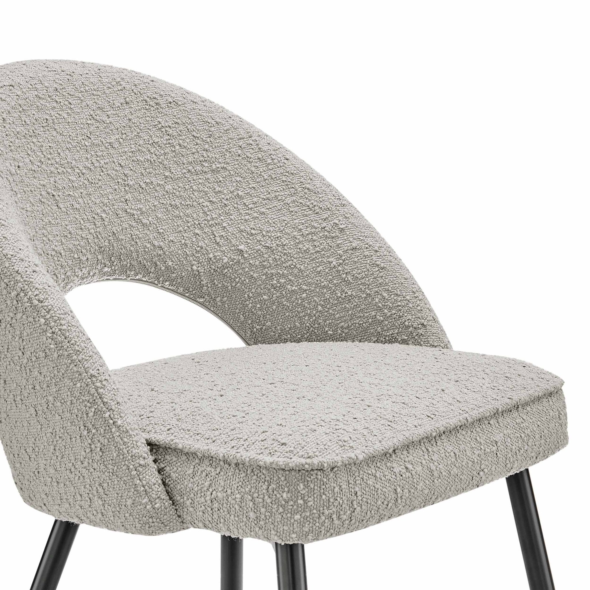Chaise de salle à manger contemporaine en bouclette taupe à dossier incurvé