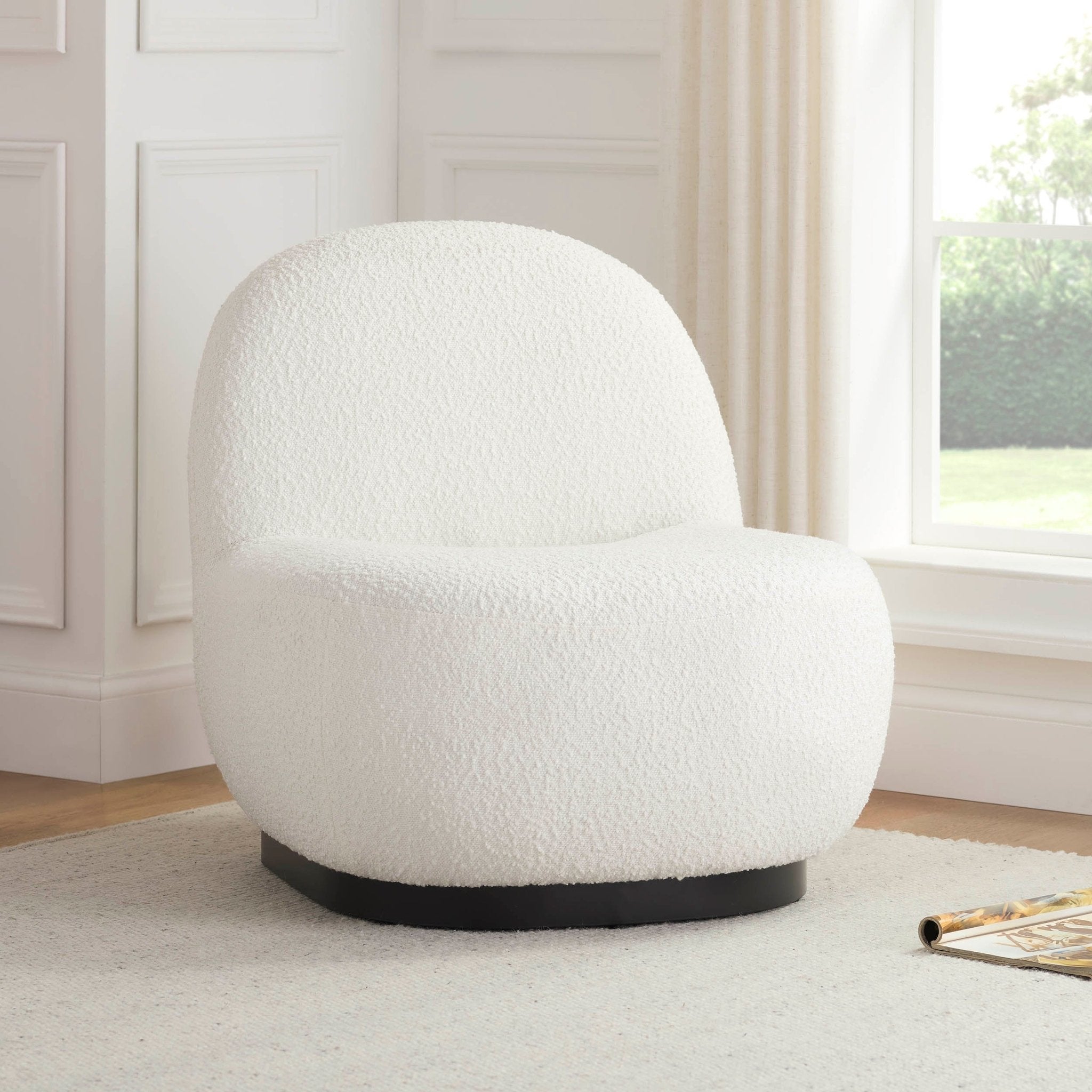 Fauteuil d'appoint contemporain en bouclette ivoire au design compact pour le salon