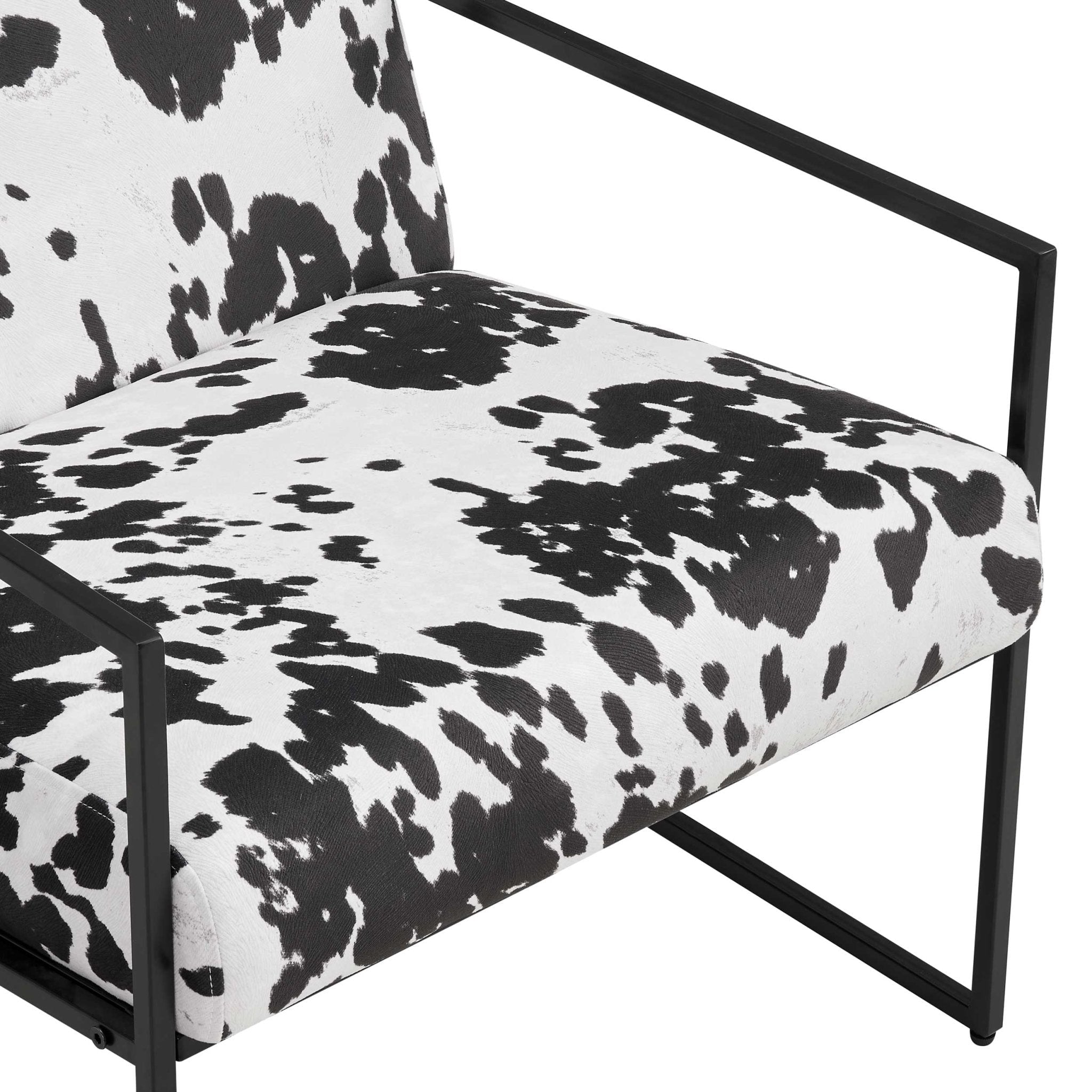 Fauteuil d'appoint éclectique en tissu imprimé vache avec motif audacieux pour salon