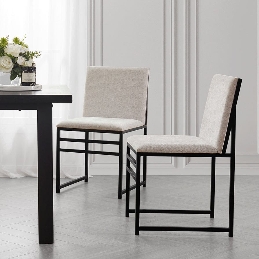 Chaise de salle à manger contemporaine en chenille claire naturelle avec piètement en métal noir pour salle à manger