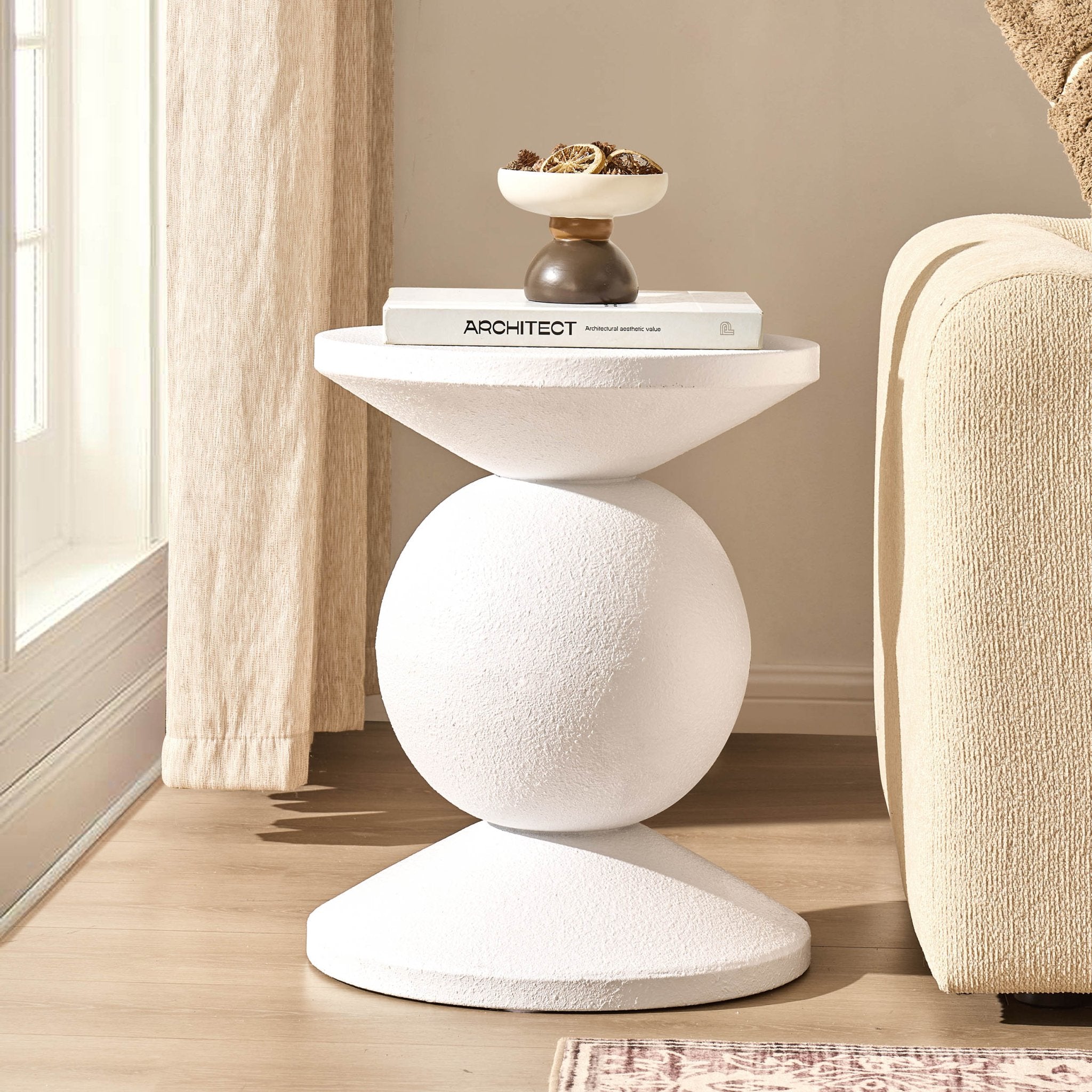 Table d'appoint bohème blanc cassé tressée avec finition texturée pour salon