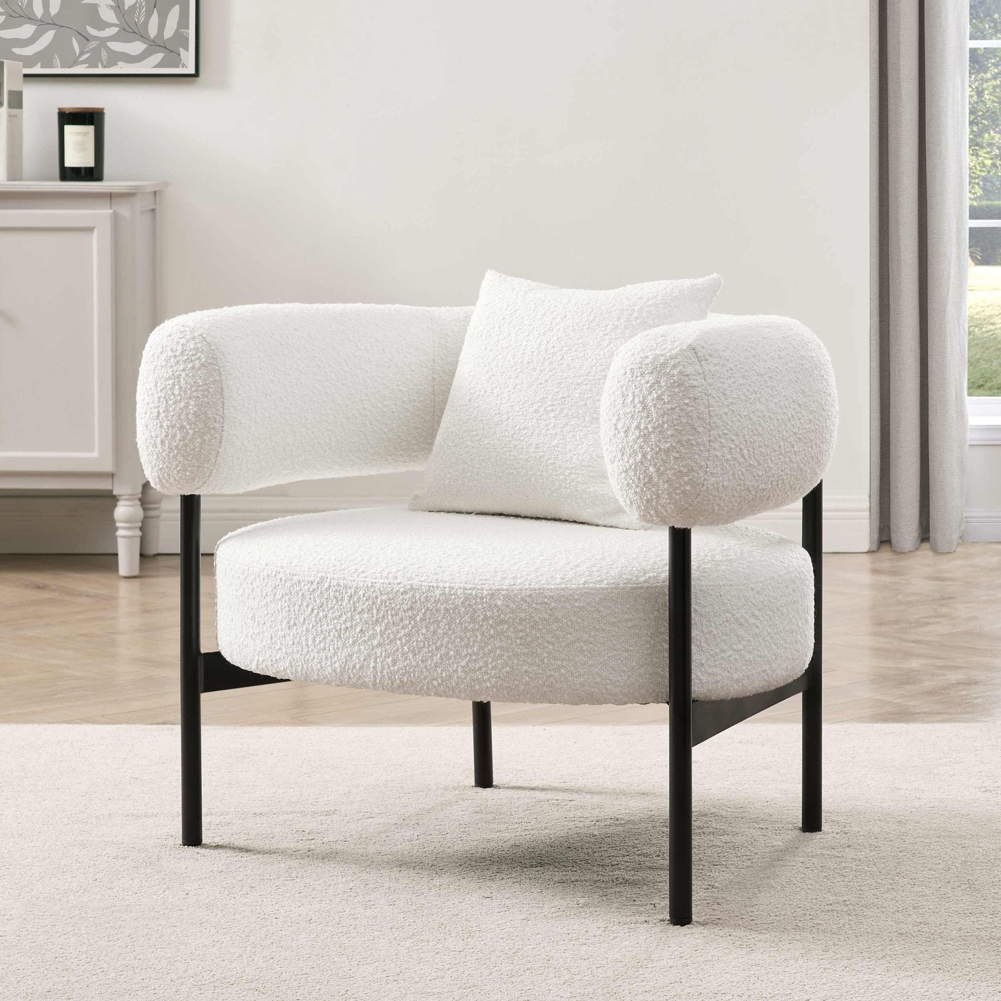 Fauteuil d'appoint moderne bouclé blanc cassé avec dossier incurvé pour salon