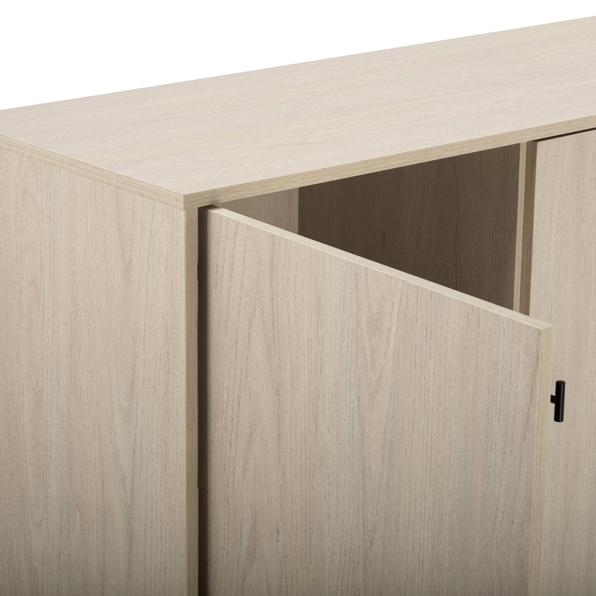 Bahut en bois clair scandinave avec grand espace de rangement pour le salon